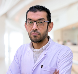 د/عمرو ماهر - اخصائي تقويم الأسنان